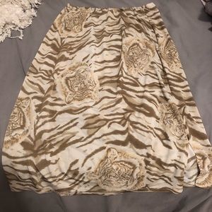 Tiger skirt